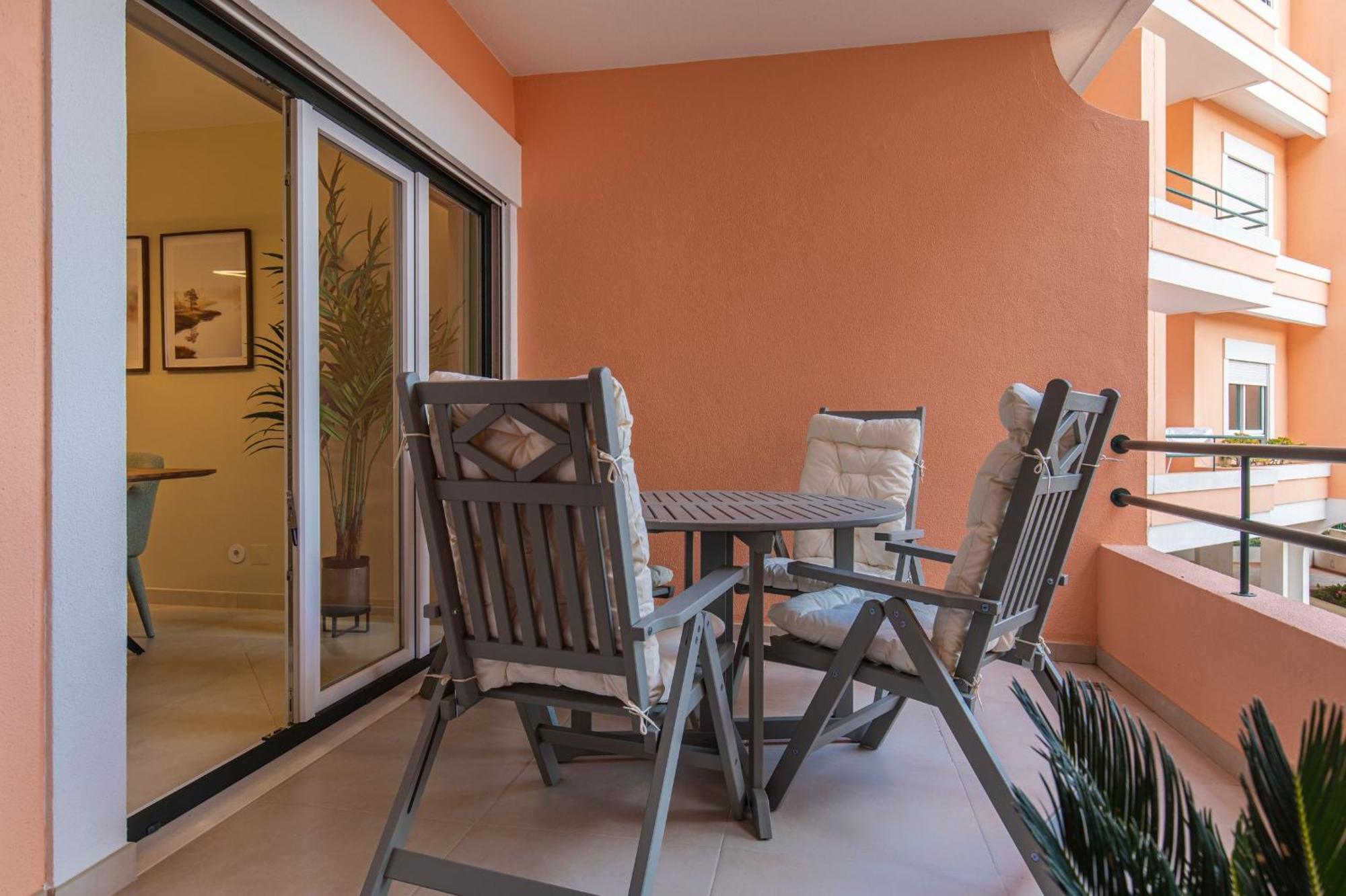 Deluxe 2Bdr Apartment In Carcavelos By Lovelystay Kültér fotó